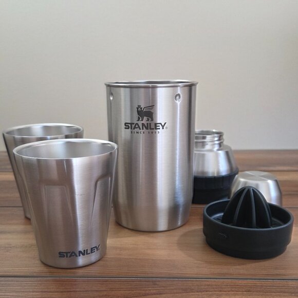 Stanley Adventure Happy Hour Cocktail Shaker Set - Picture 8 of 10